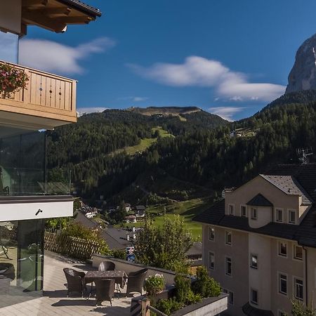 Hotel Garnì Gardena - Appartments Santa Cristina Val Gardena Esterno foto